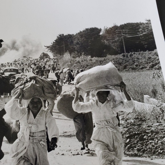 1982 MGM/UA Movie Photo 8x10 Inchon Mitsuhari Ishii Terence Young Moore IN-6 B&W - Picture 4 of 12